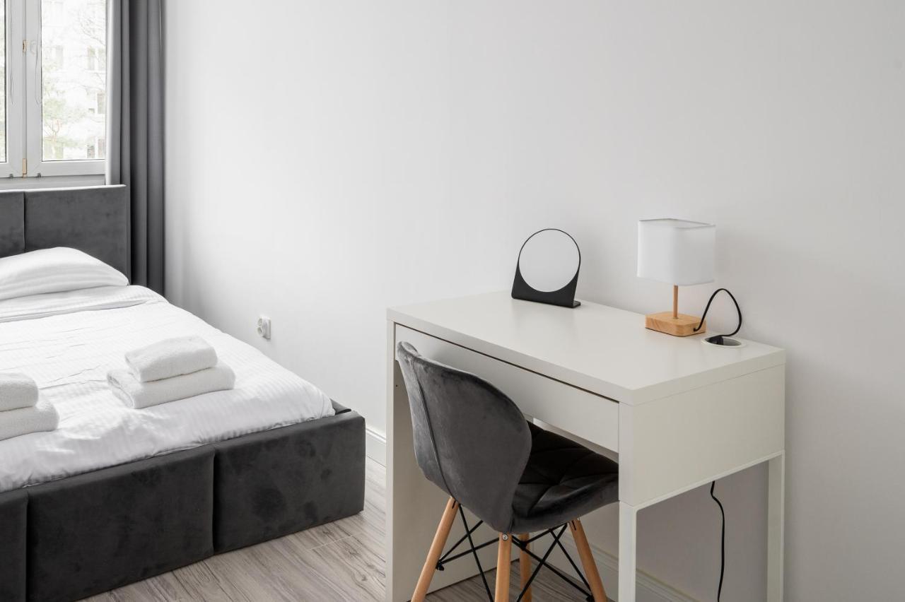 Wierzbno Modern Apartment Warsaw Exterior photo